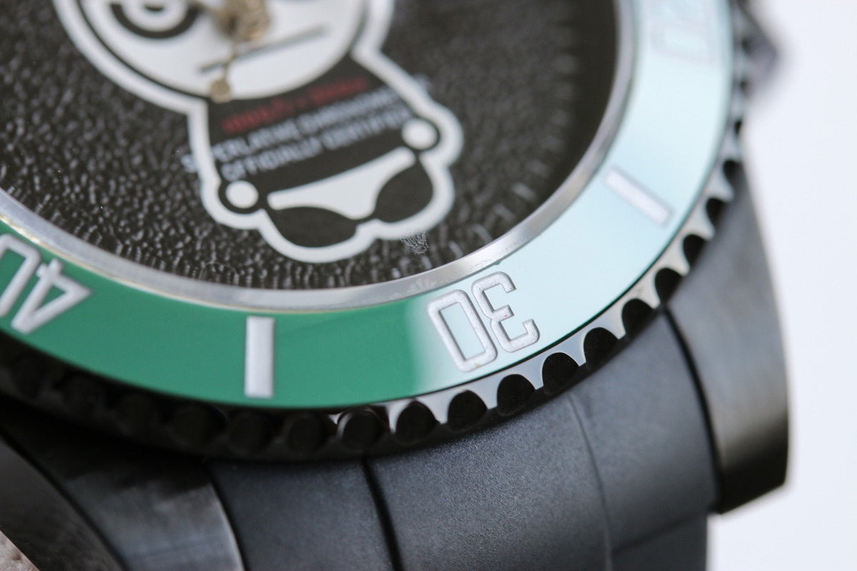 SUBMARINER DATE 40MM CUSTOM GREEN BEZEL BLACK BEAR DIAL