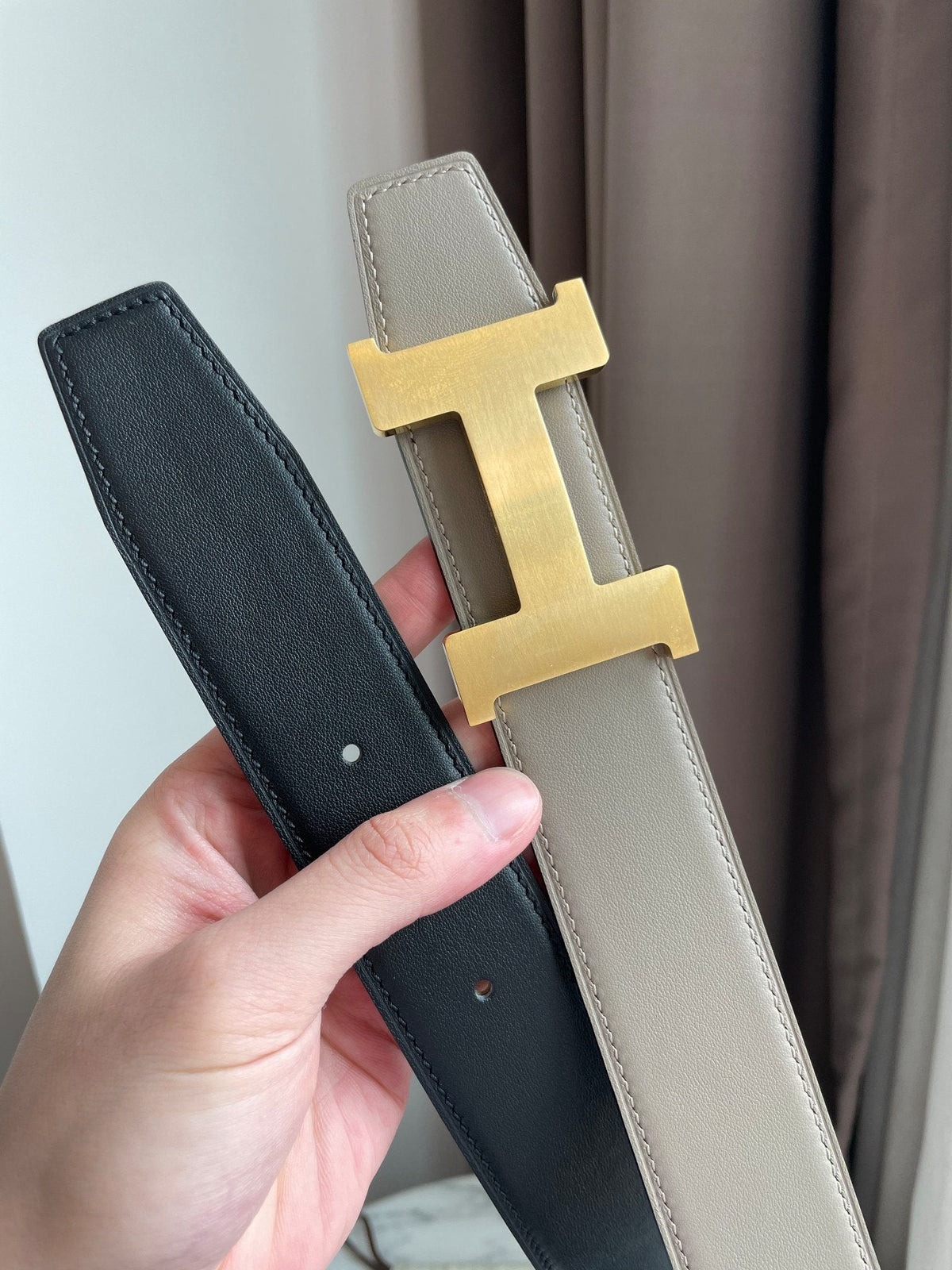 H CONTANCE BELT 38MM GOLD BUCKLE GREY BLACK LEATHER