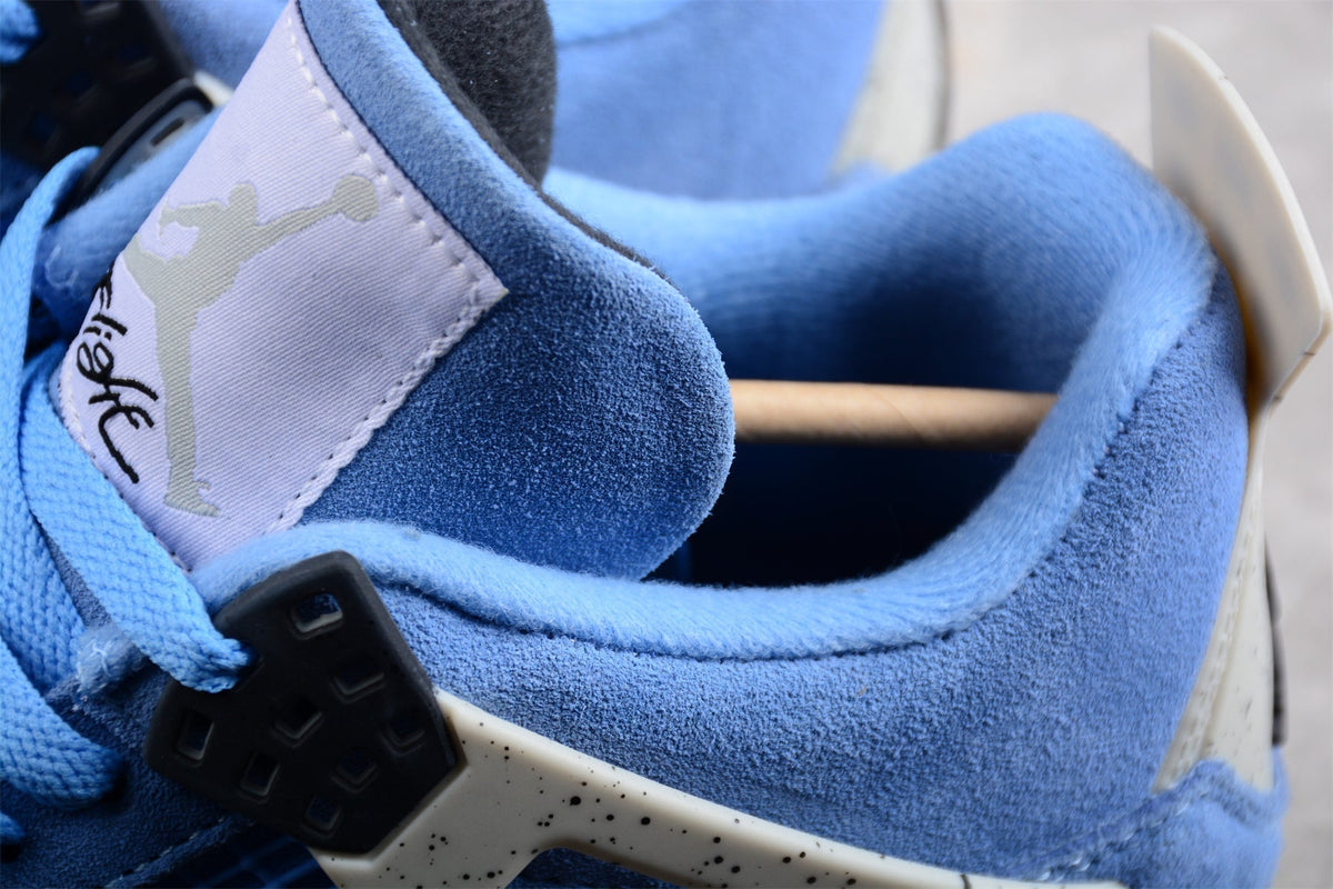 AJ 4 RETRO UNIVERSITY BLUE