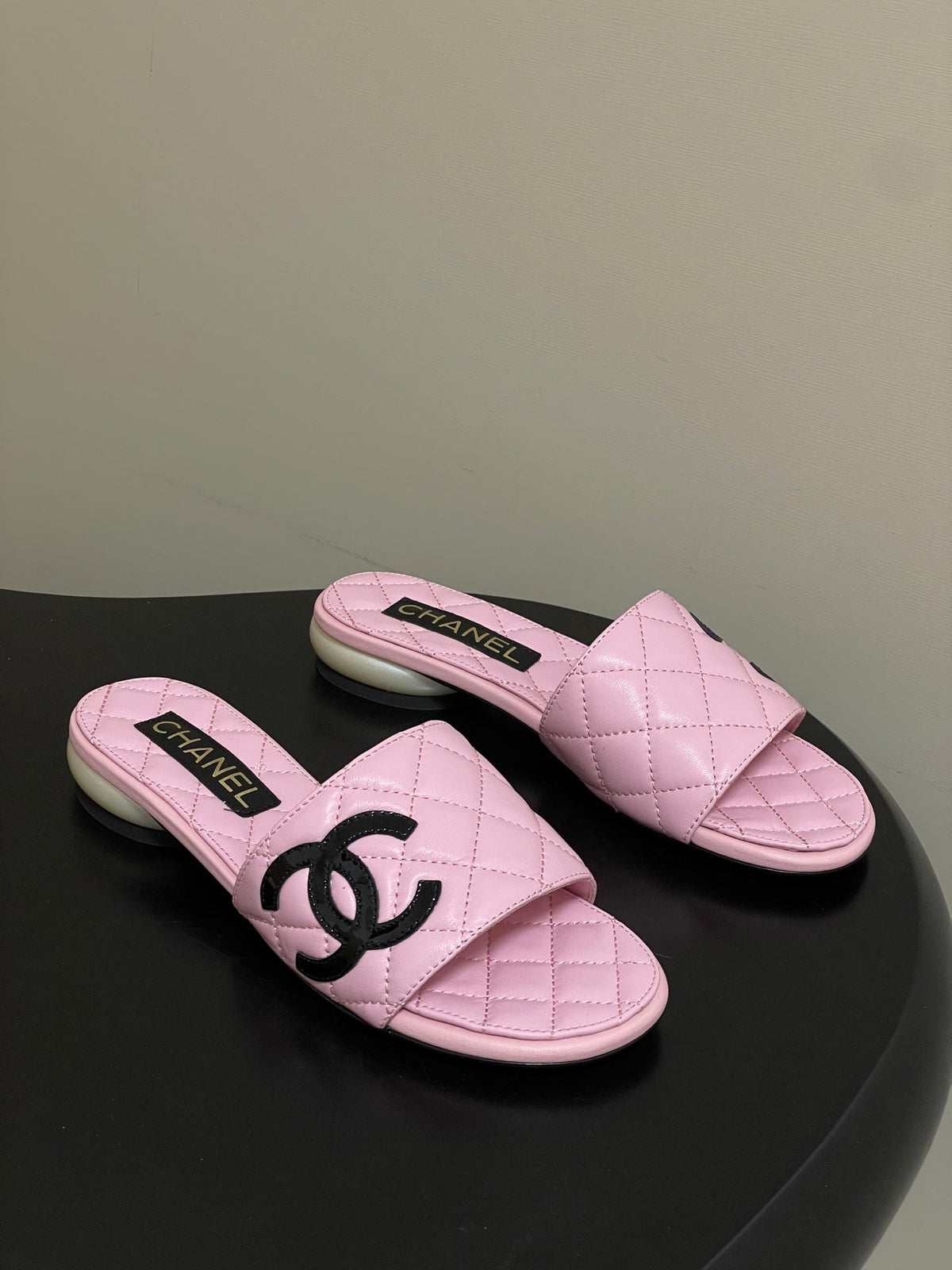CC 2026 Pearl Flat Sandals Lambskin Double C Logo