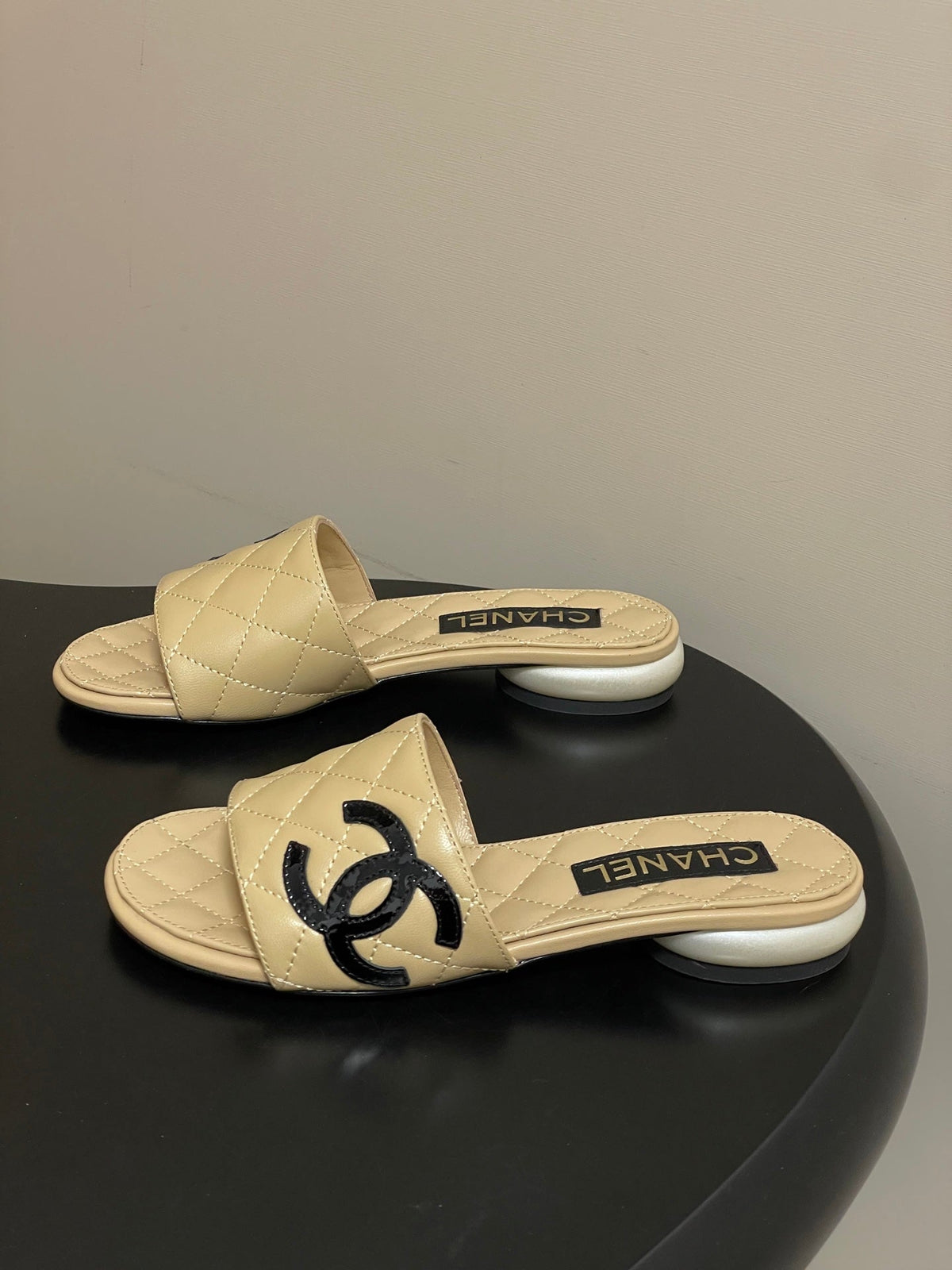 CC 2026 Pearl Flat Sandals Lambskin Double C Logo