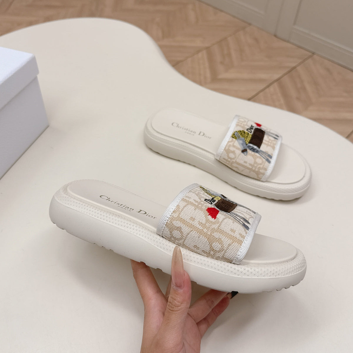 CD 26s Slippers White Beige Canvas Lambskin 643803