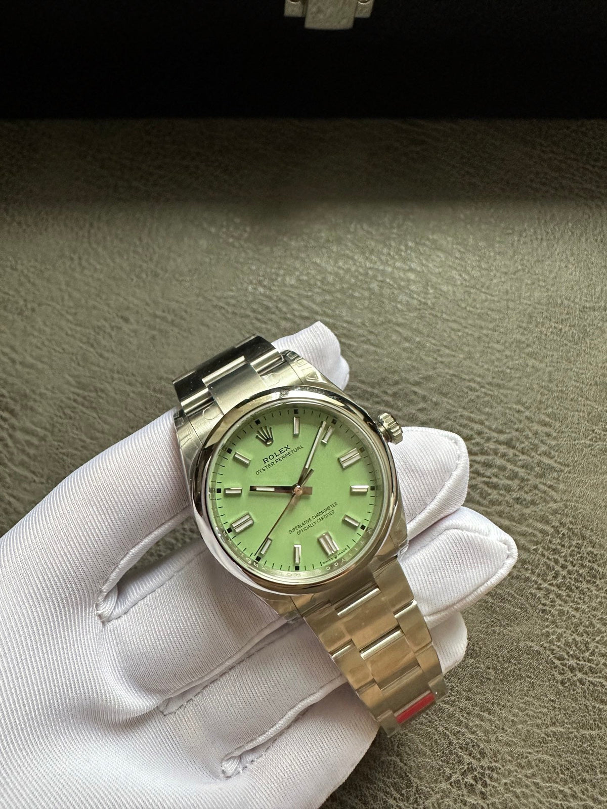 Rolex 25 Oyster Perpetual 41mm Pistachio Green
