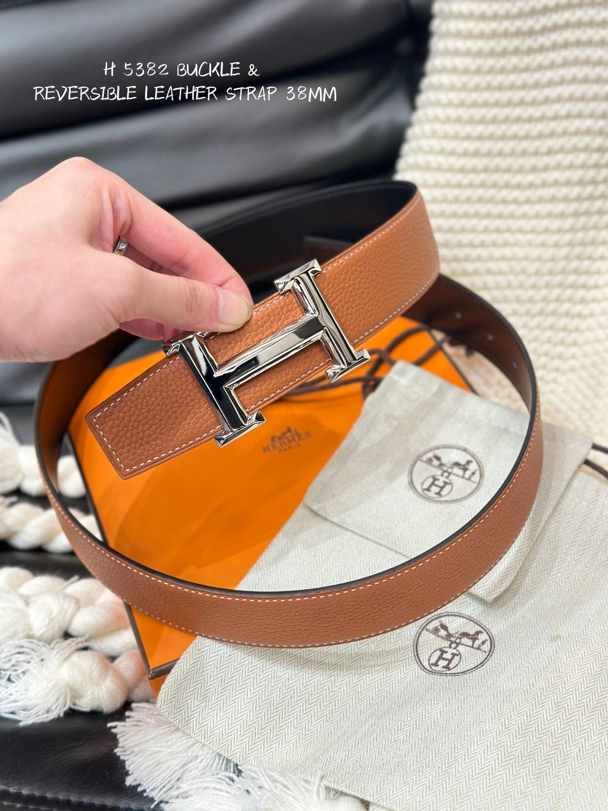 HM 5382 BELT SILVER BUCKLE & REVERSIBLE ORANGE LEATHER STRAP 38MM