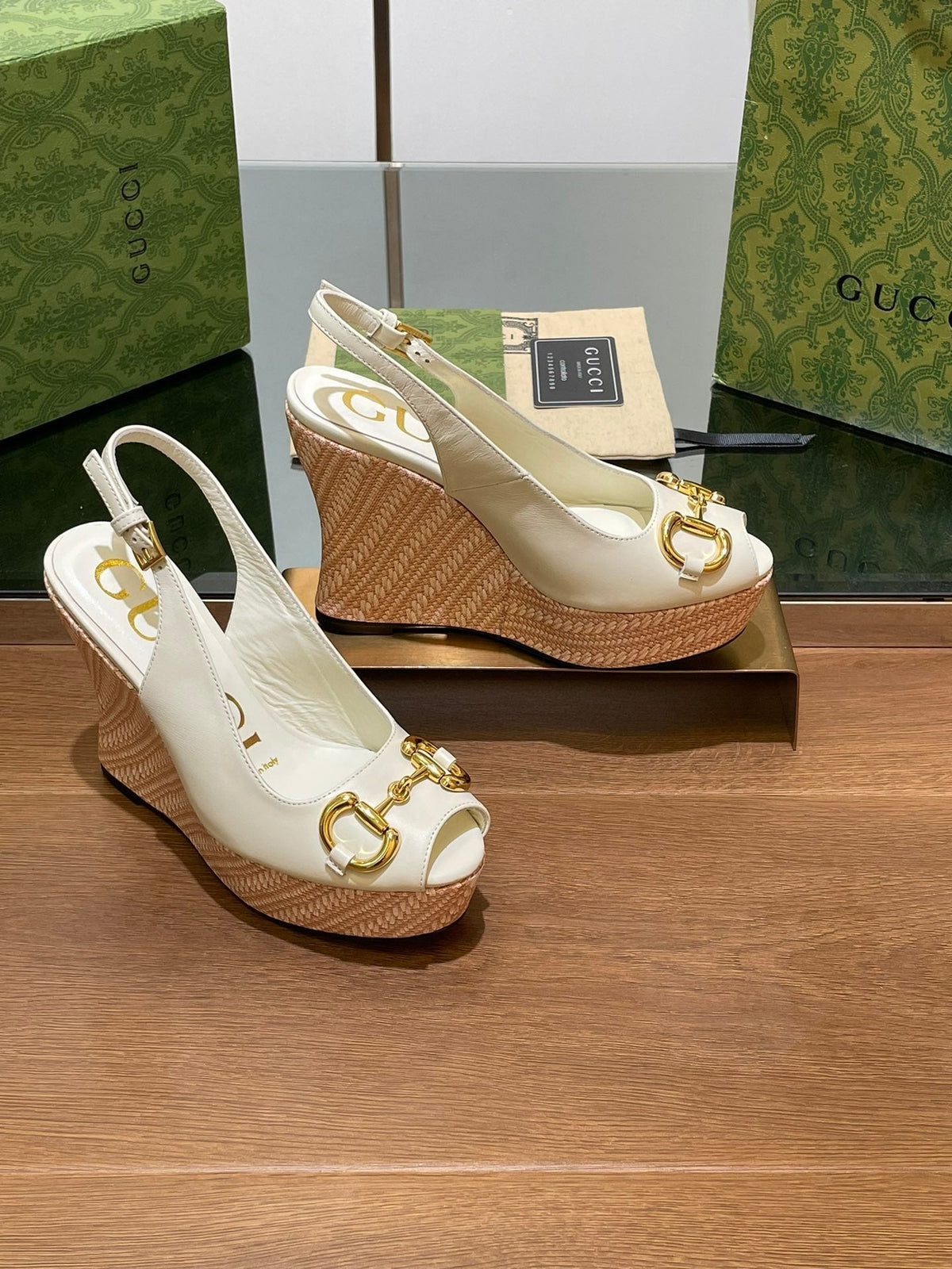 GG WEDGE PLATFORM IN WHITE CALFSKIN