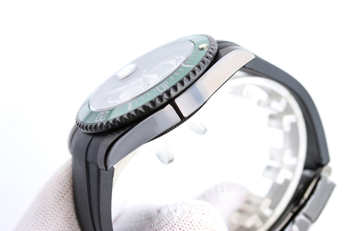 SUBMARINER DATE 40MM CUSTOM GREEN BEZEL BLACK BEAR DIAL