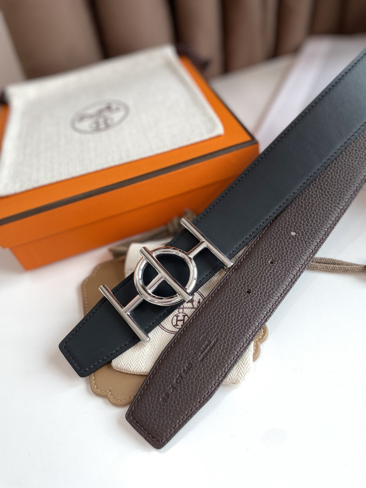 H ULYSSE BELT 38MM SILVER BUCKLE BLACK CHOCOLATE LEATHER