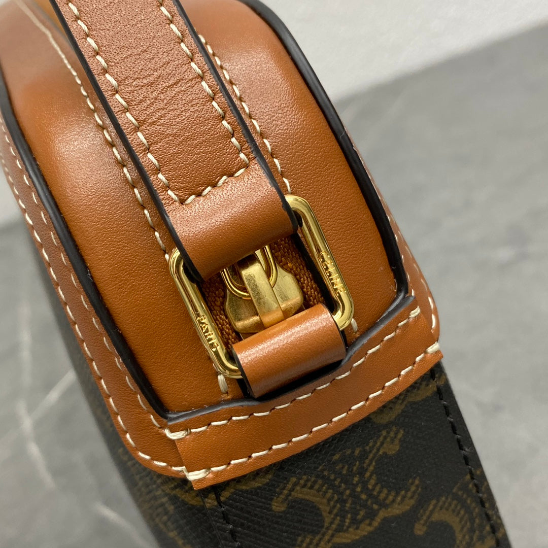 Celine Camera Bag 20 Bag With Logo Triomphe Black Brown Canvas & Calfskin