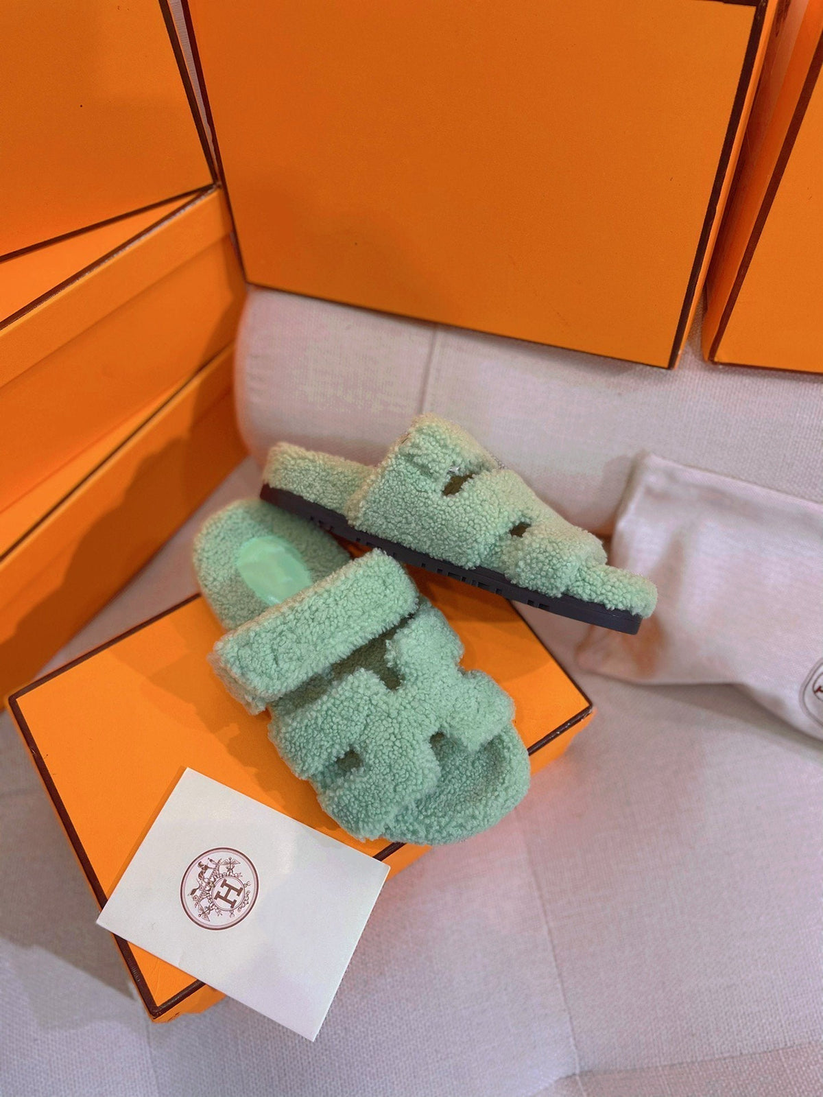 chypre sandal turquoise lamb wool