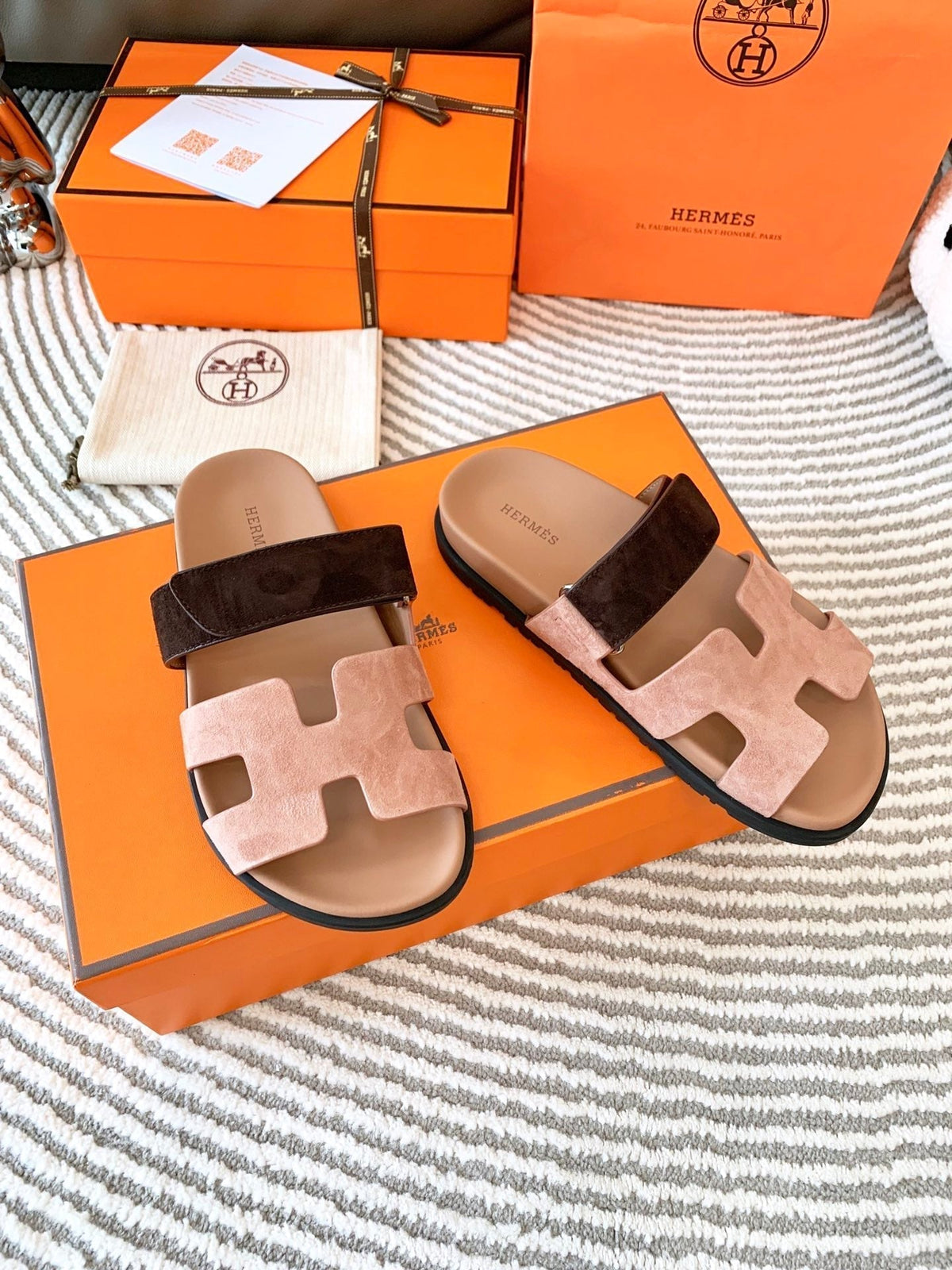HM Chypre Sandal Light Pink Mix Dark Brown Suede 963532