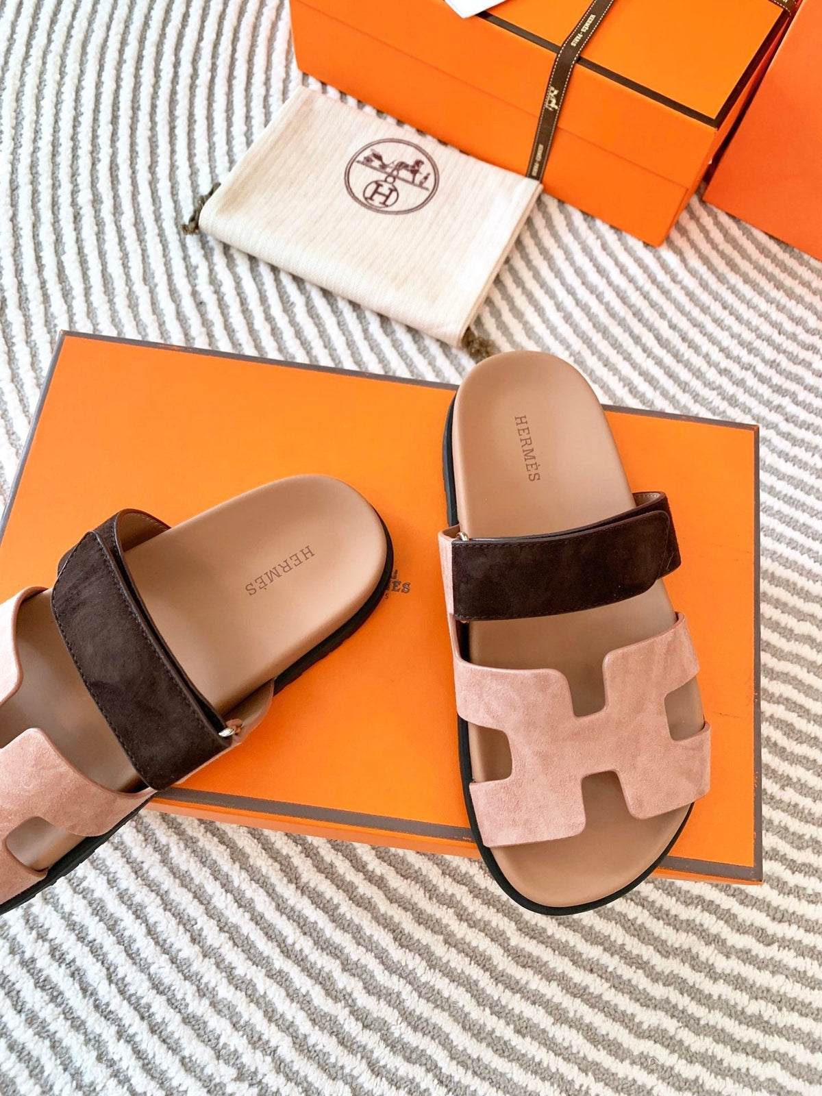 HM Chypre Sandal Light Pink Mix Dark Brown Suede 963532