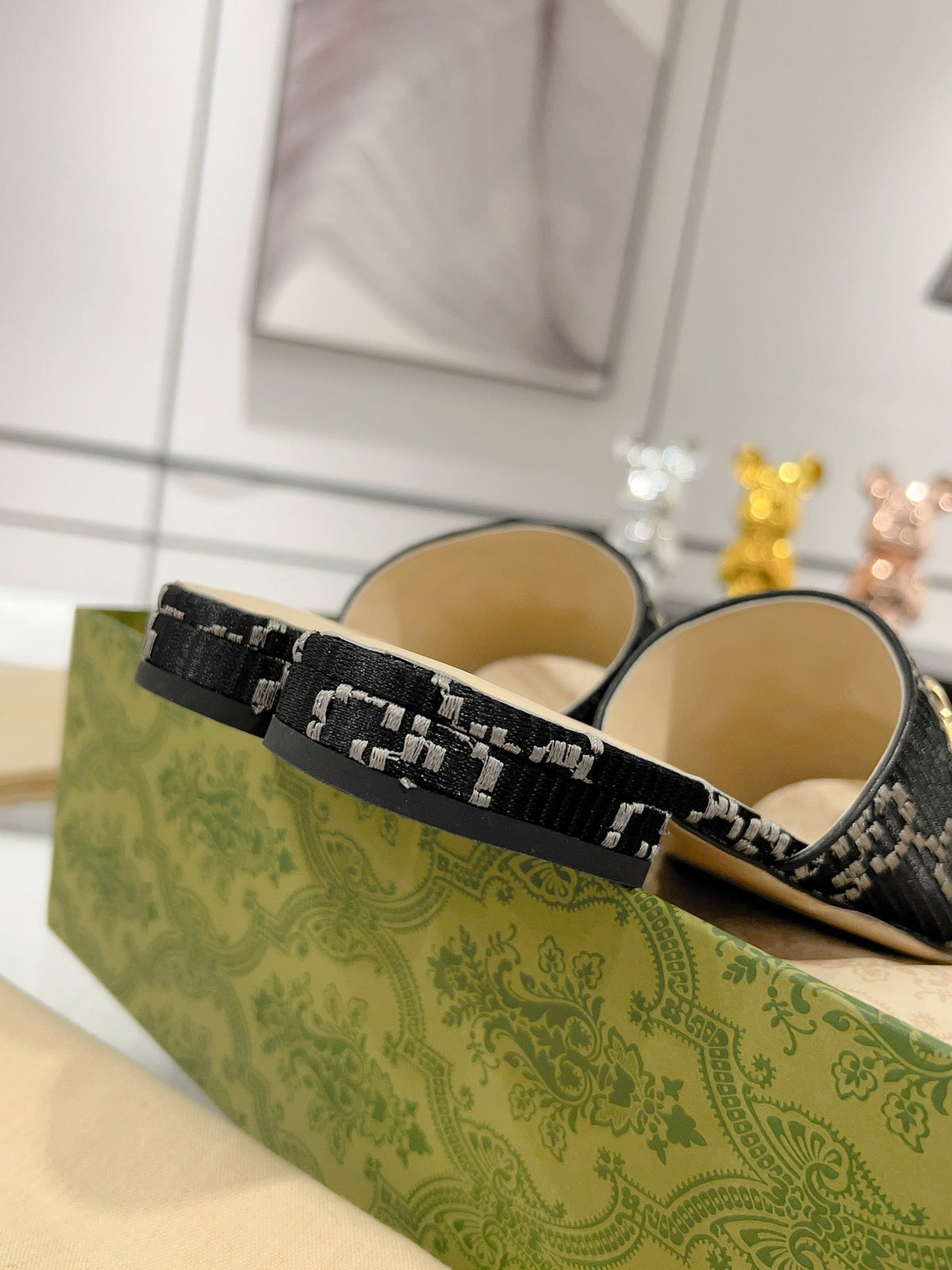 GG CHUNKY SLIDE SANDAL BLACK CALFSKIN