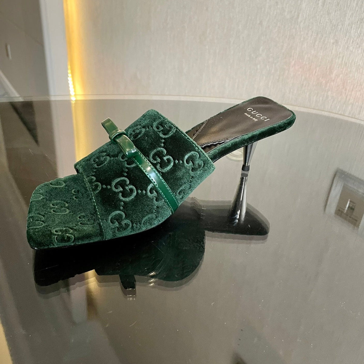GG VELVET HIGH HEEL SANDALS WITH BEAUTIFUL LOGO DETAILS GREEN FOREST