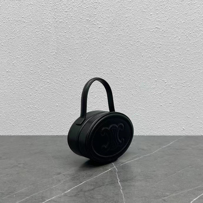 Celine Oval Minaudière Cuir Triomphe Black Calfskin