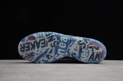 Nike SB Dunk Low Staple Panda Pigeon