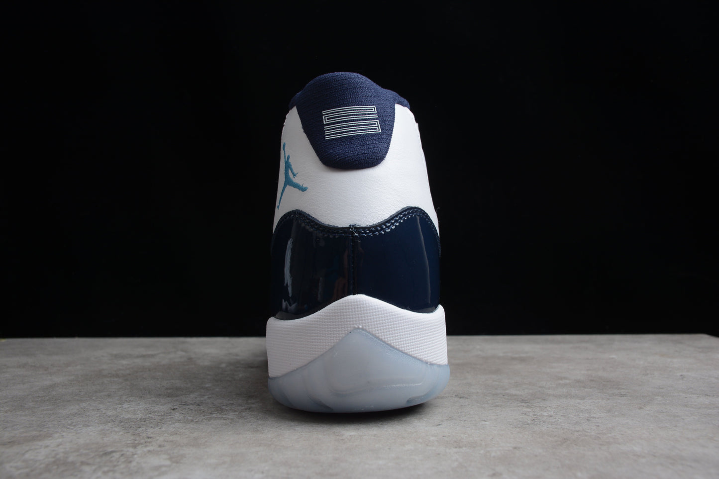 AJ 11 Win Like 82