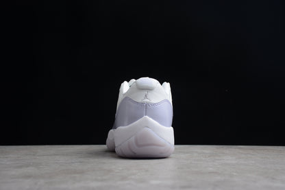 Air Jordan 11 Low  Pure Violet