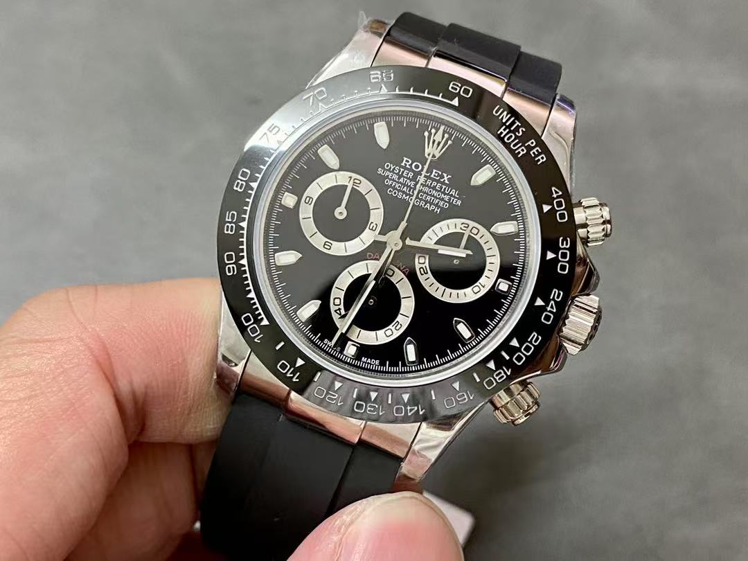 Rolex Oyster Perpetual Cosmograph Daytona 40mm watch