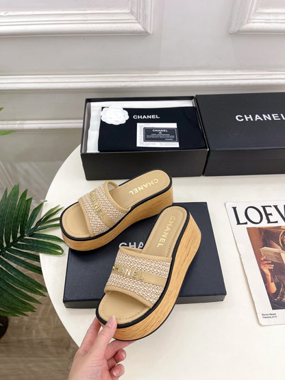 Chanel 2026 Woven Platform Slippers Sheepskin 831534