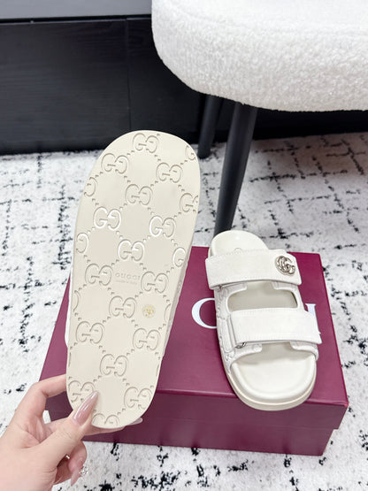 GG 26SS Sandals White Suede Sheepskin 641462