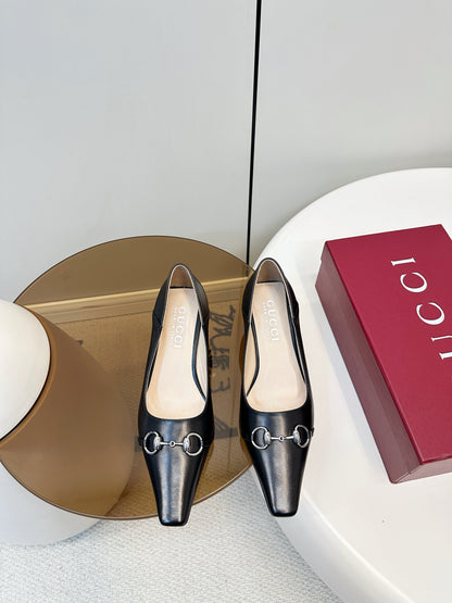 GG 26SS High Heels Pump Black Calfskin 645692