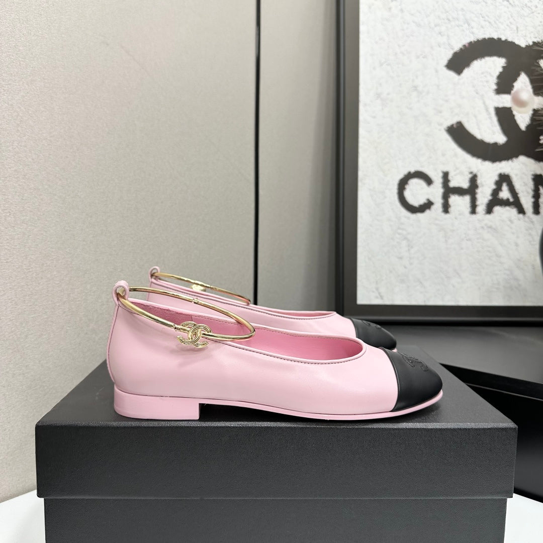 CC 26s Ballet Flats Light Pink Black Sheepskin 626302