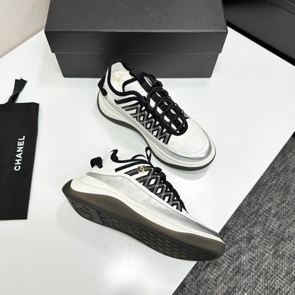 CC 26s Casual Sneakers White Black Sliver Fabric Cowhide 626375