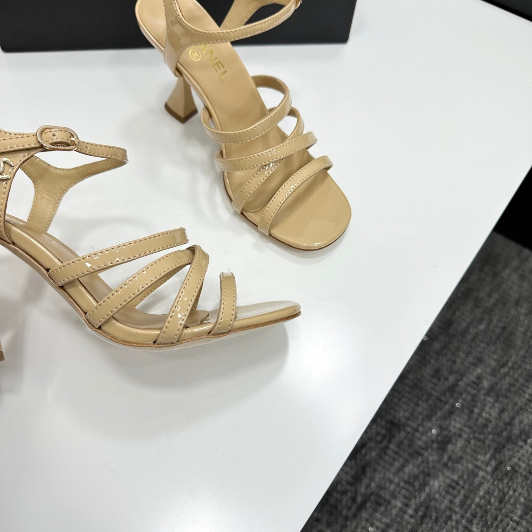 CC 26s High Heel Sandals 80 Beige Patent Leather 626287