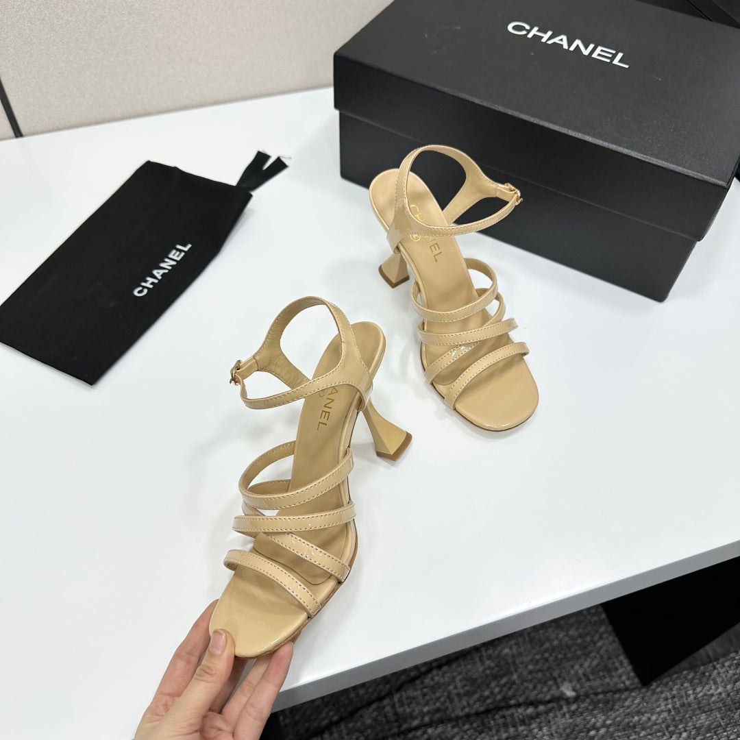 CC 26s High Heel Sandals 80 Beige Patent Leather 626287