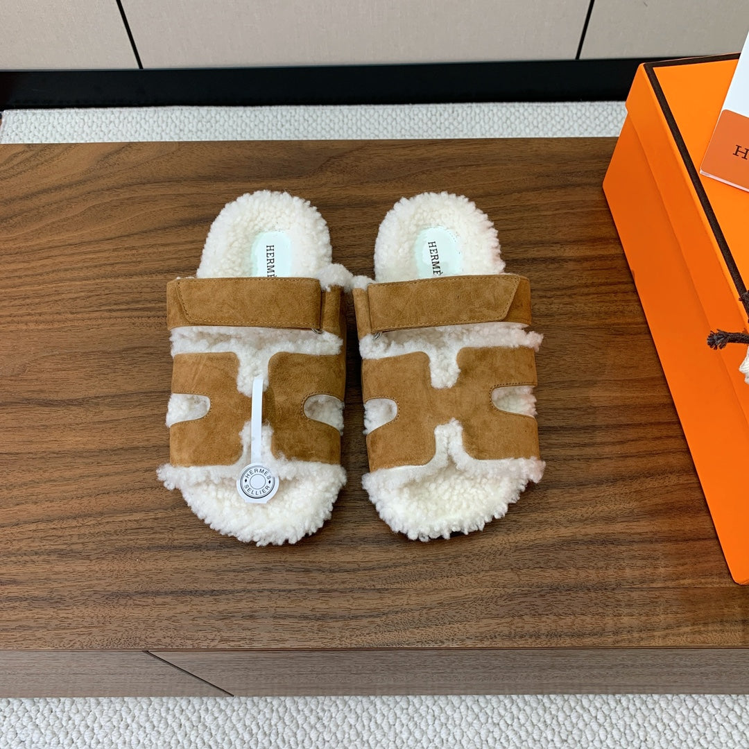 HM Chypre Sandal In Brown Mix White Fleece And Suede 984200