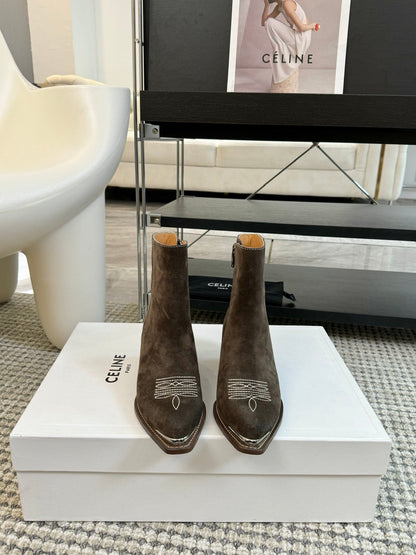 ANKLE BOOTS 45 MM IN COFFEE SUEDE