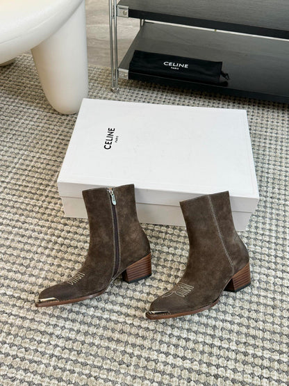 ANKLE BOOTS 45 MM IN COFFEE SUEDE