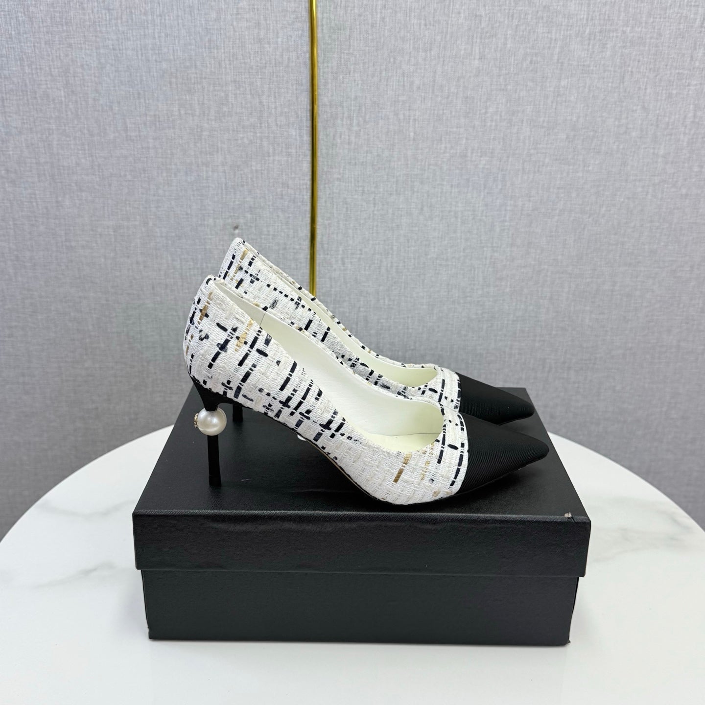 Chanel 2026 Pumps 85mm Tweed Pearl White Black 801952