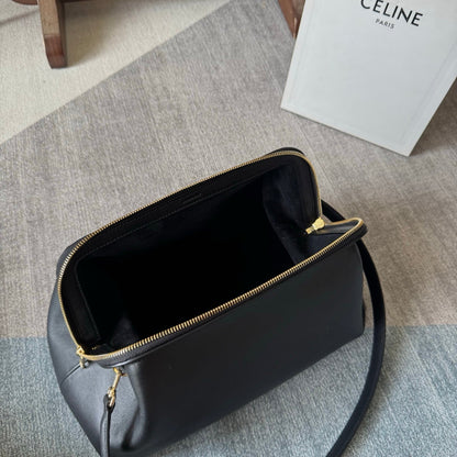 Celine Doctor's Pouch 35cm Black Calfskin 288926