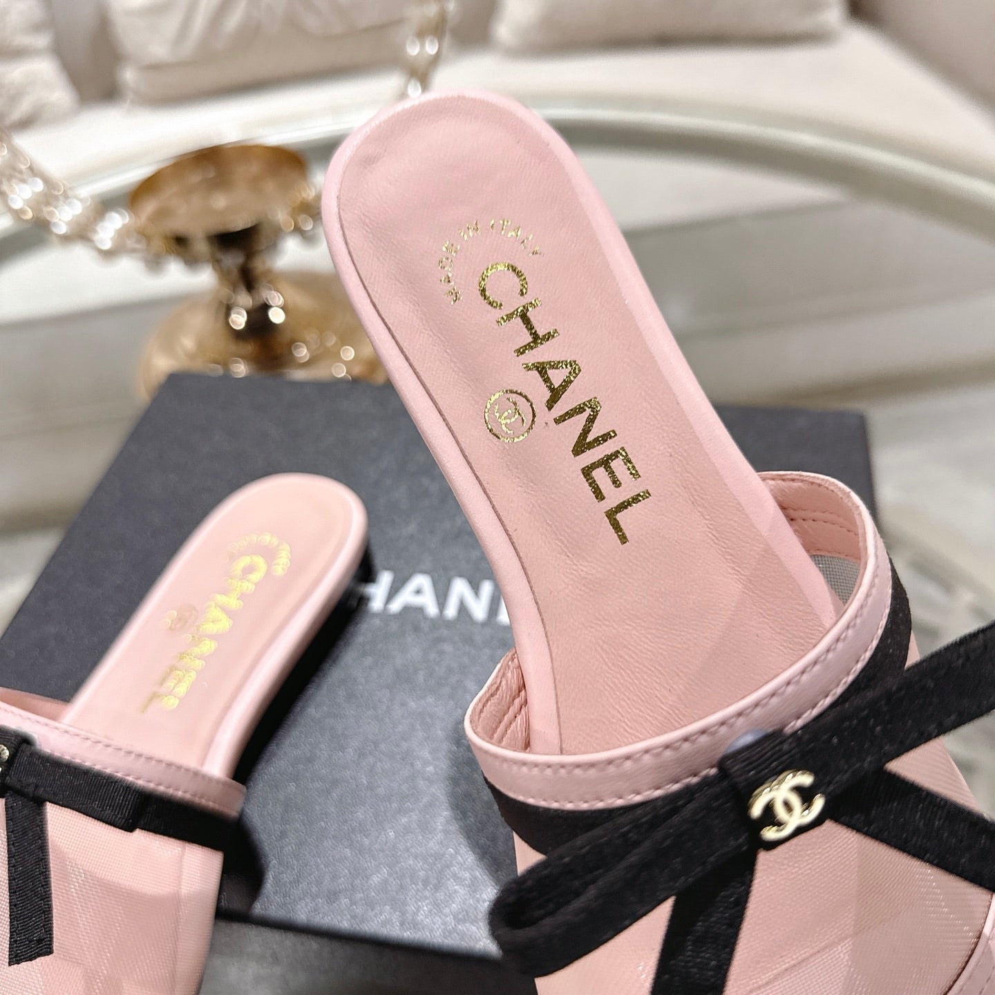 CC 26s Chunky Heel Sandals Light Pink Mesh Sheepskin 627067