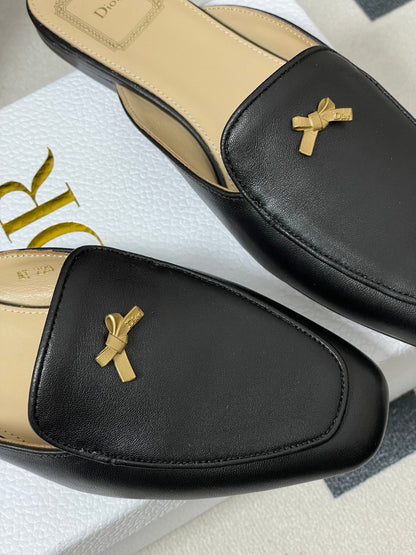 CD 26 Bow Mules Black Beige Cowhide 632597