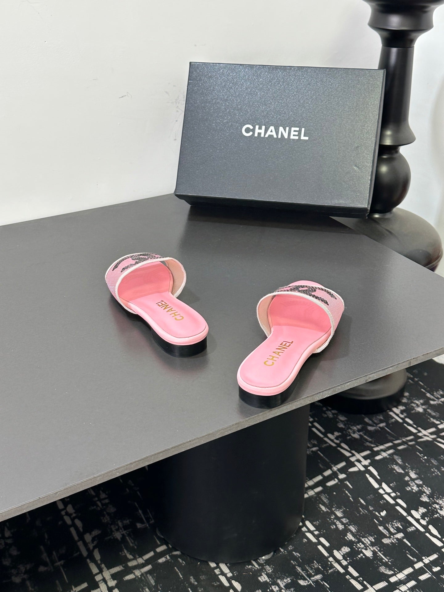 CC 2026 Slippers Pink Black Mesh Sheepskin 668147