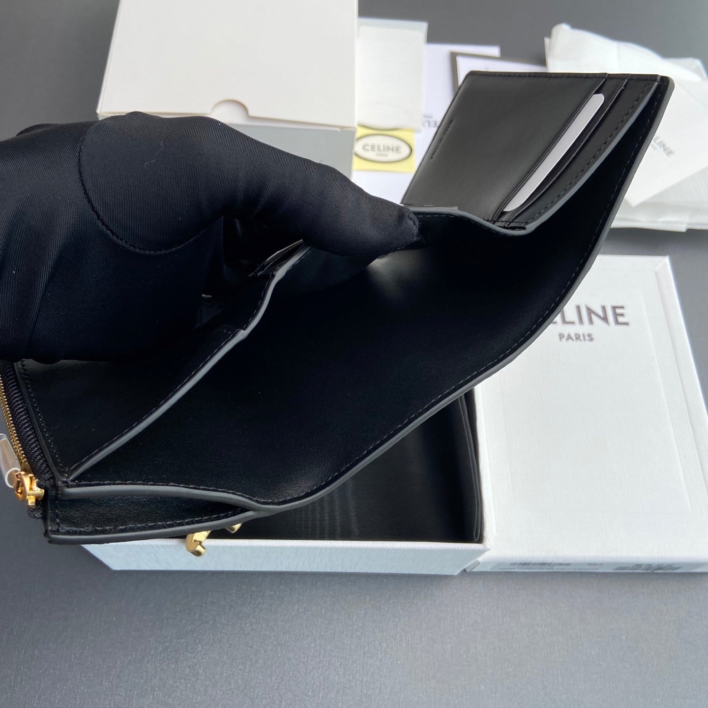 TRIOMPHE Fine Strap Wallet Nino Black Grain Cowhide GHW