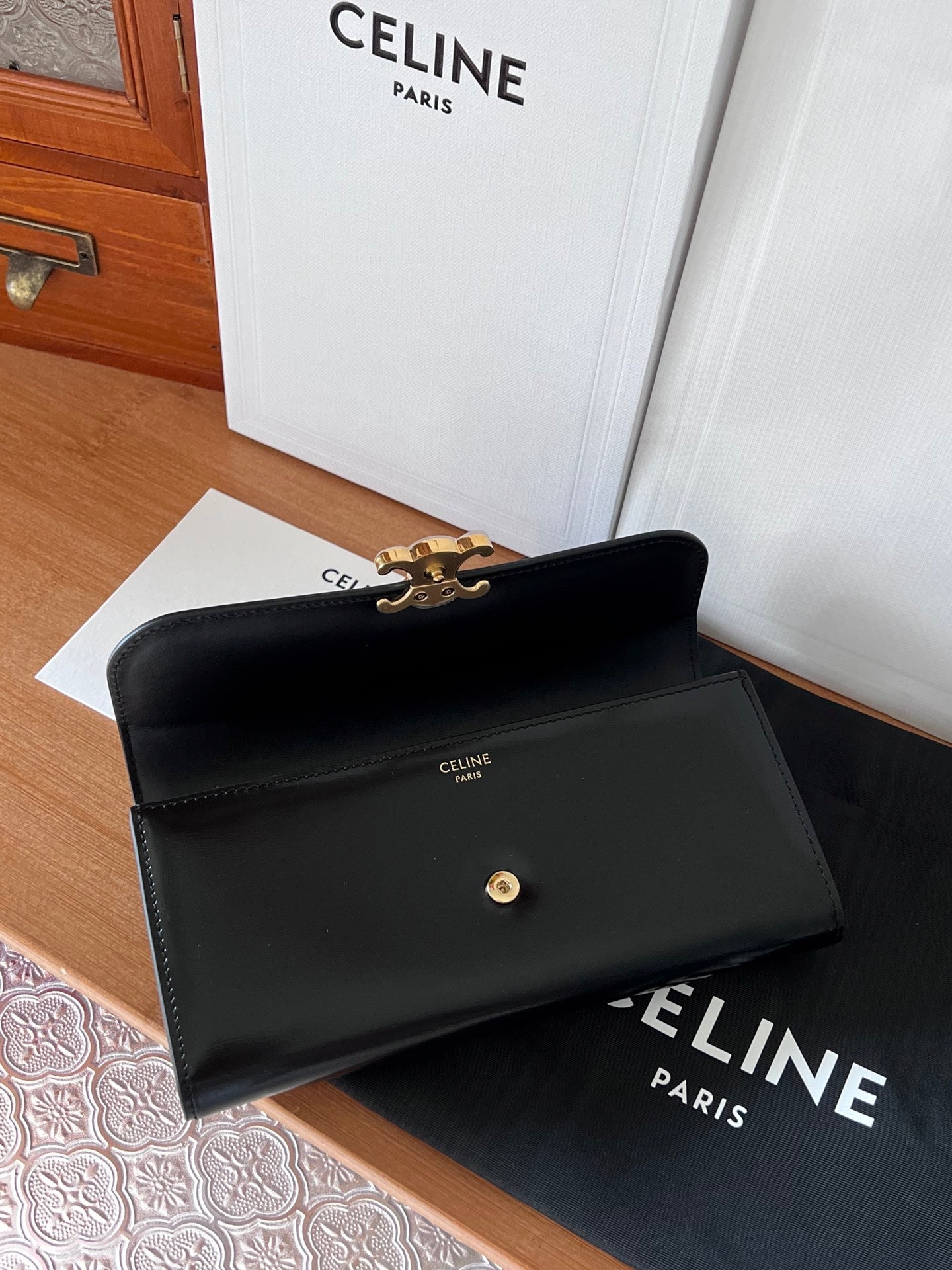 TRIOMPHE Flap Wallet Card Holder 19cm Black Shiny Cafskin