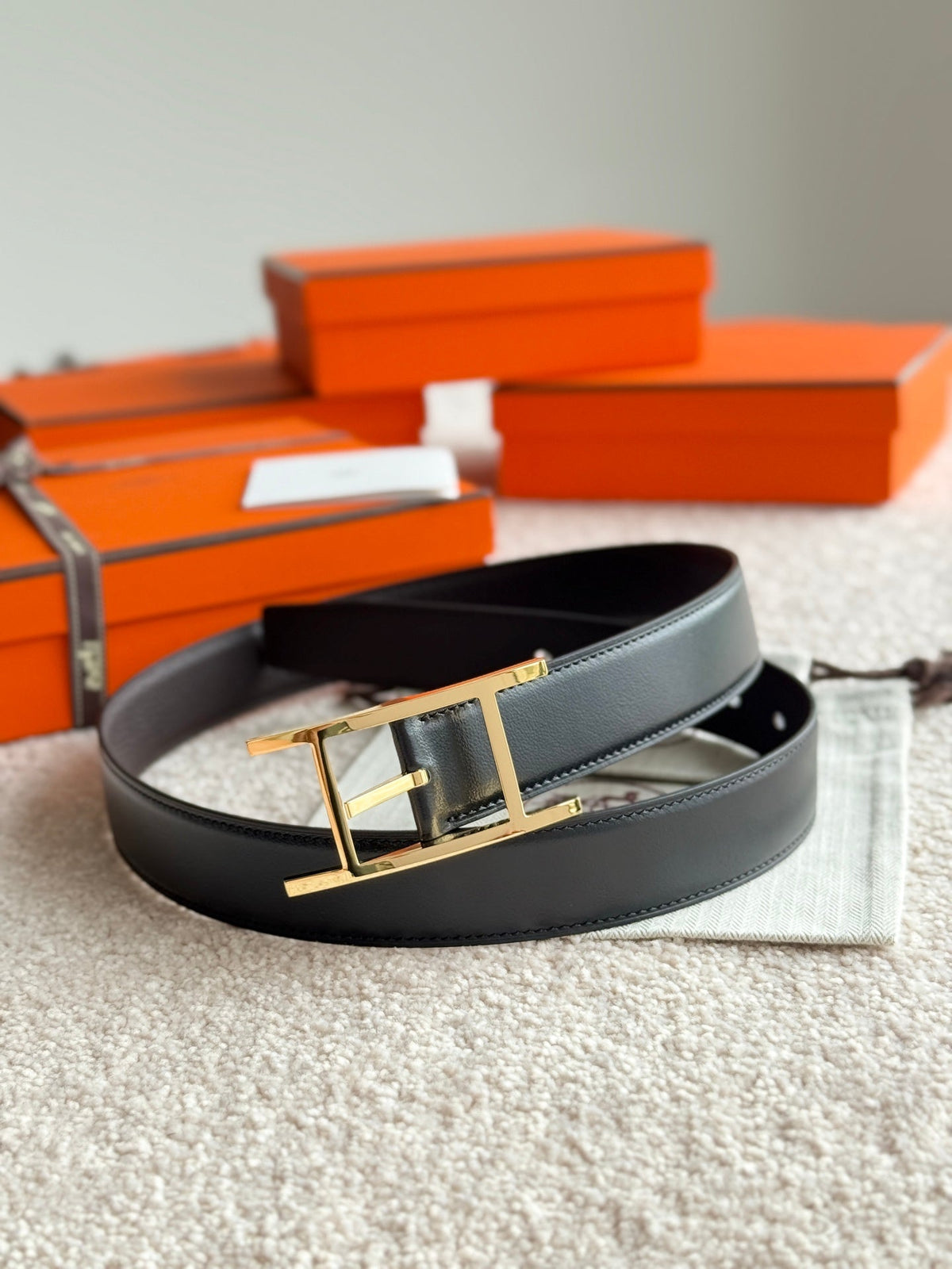 HM Gold Quentin Reversible 32mm Belt Black Chocolate Leather 188090