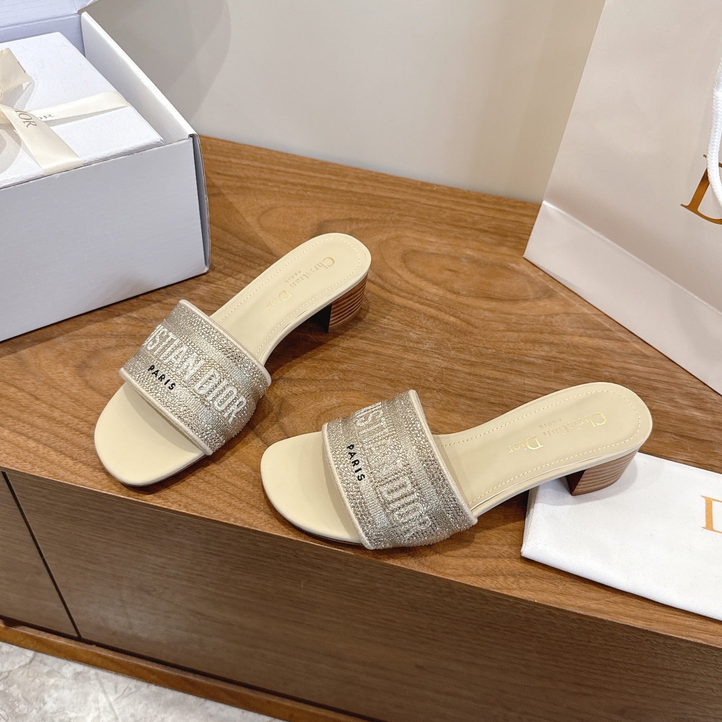 CD 26s Embroidered Sandals Beige Canvas Leather 685603