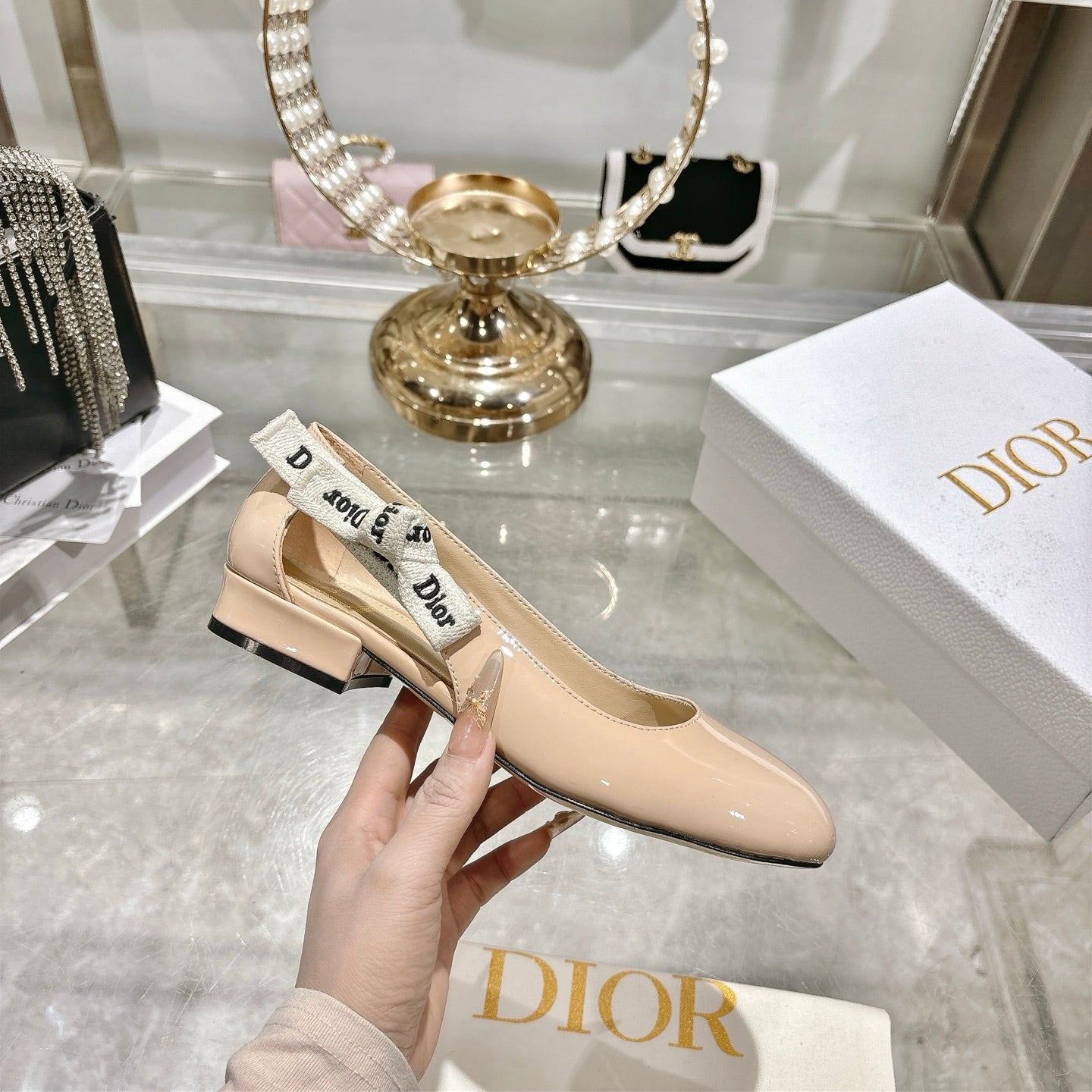 CD 26 Lolita Ballet Flats 30 Beige Patent Leather 679731