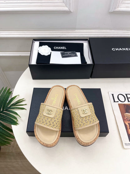 Chanel 2026 Woven Platform Slippers Sheepskin 831402