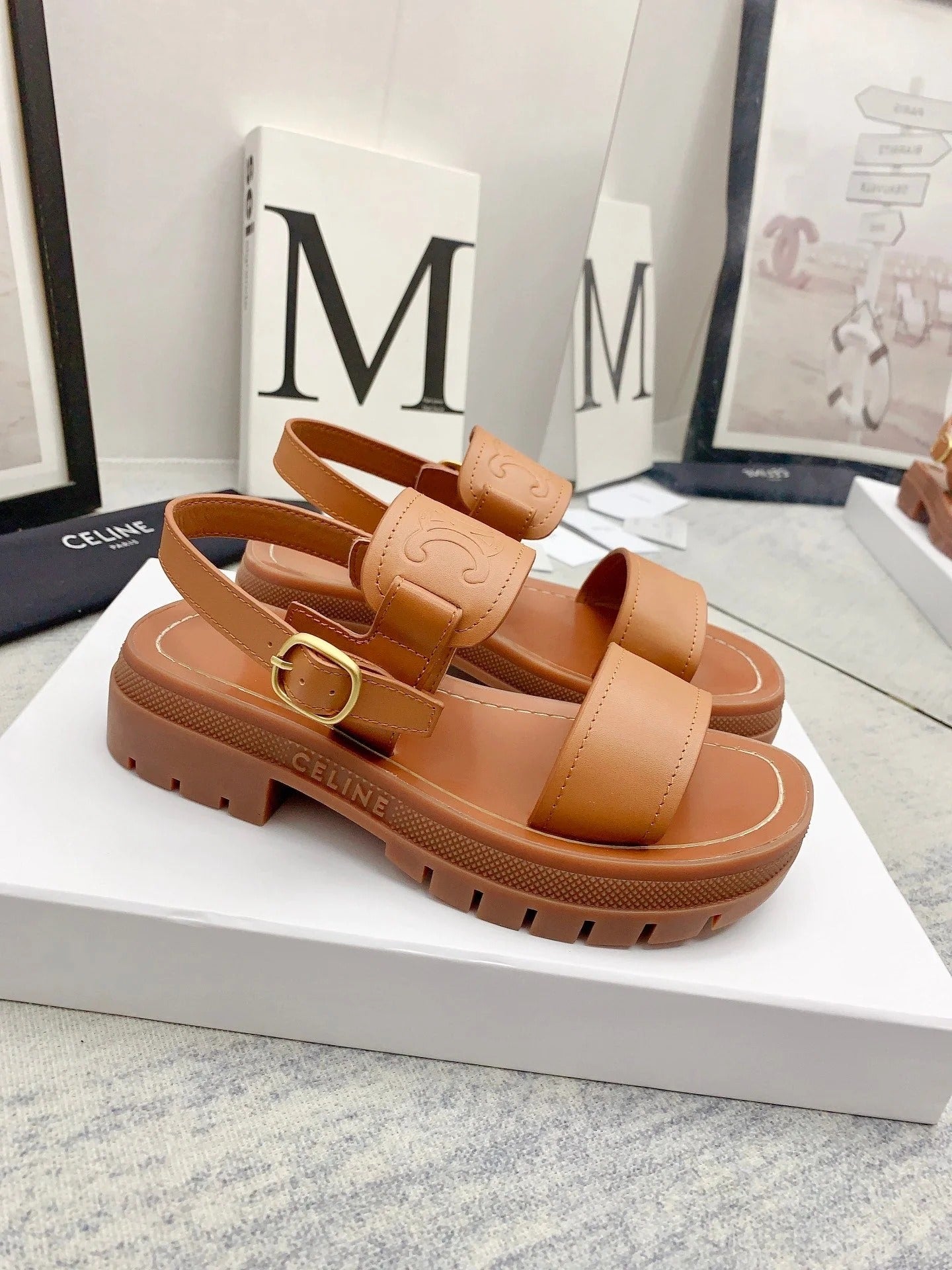 Celine 26 Clea Triomphe Retro-Chic Sandals Calfskin Leather 732451