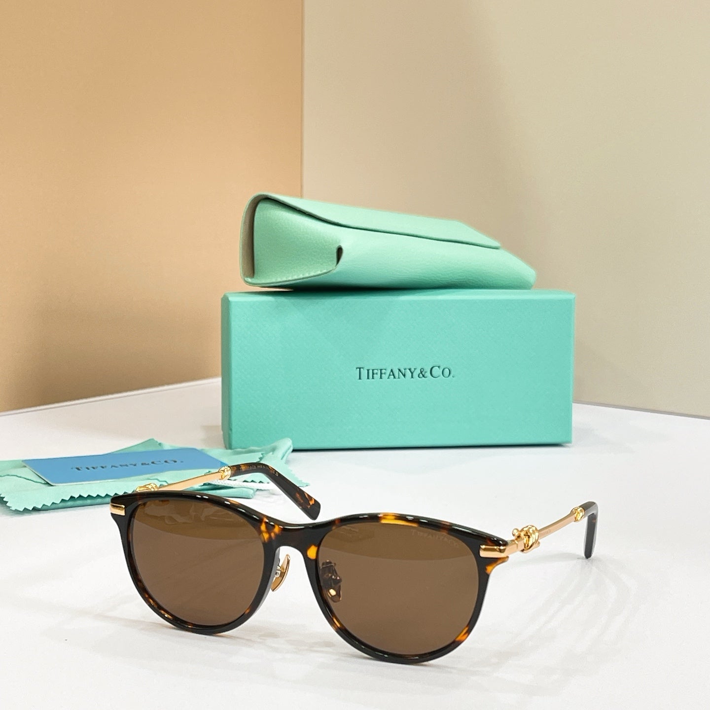 TIFFANY & CO. Sunglasses OTF2279D